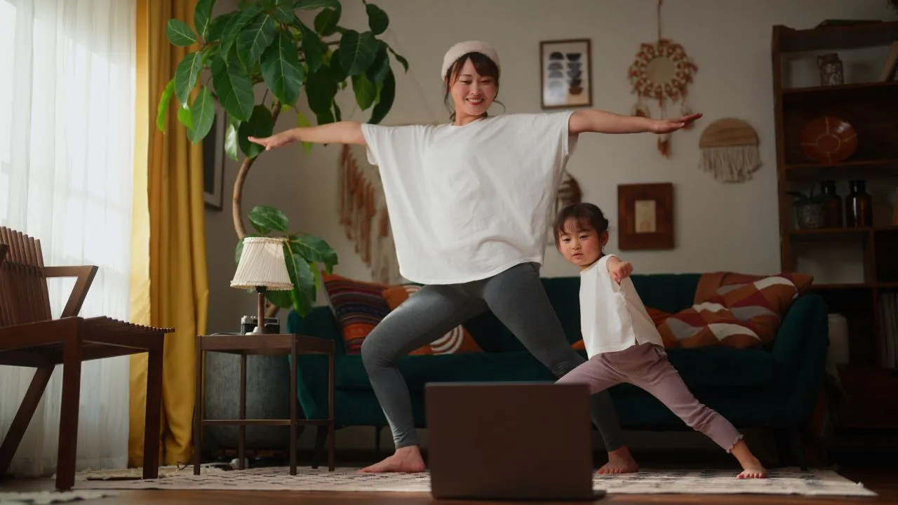 小学生に筋トレやジム通いは早い?安全に始める体幹トレーニング5選【吉祥寺DREAM CUBE 1】